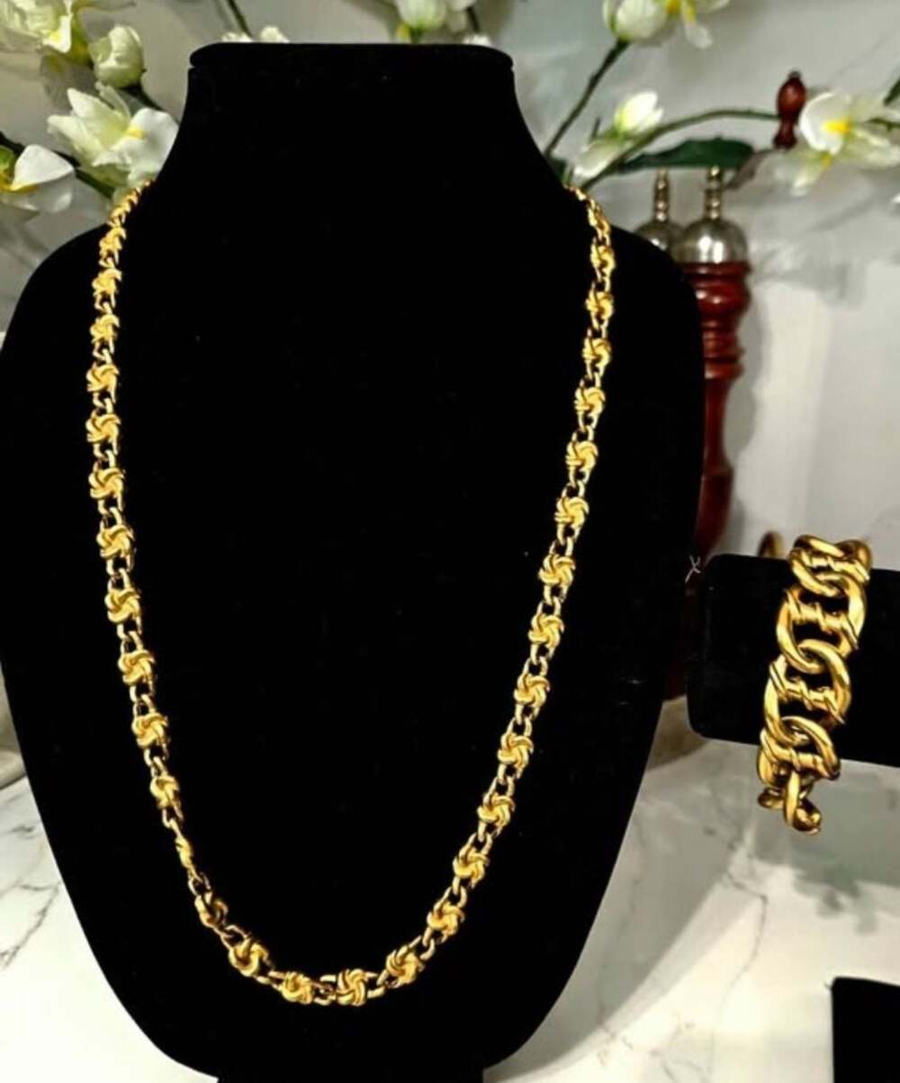 Vintage Anne Klein Matte Gold Tone Swirl Knot Link Necklace and Bracelet Set